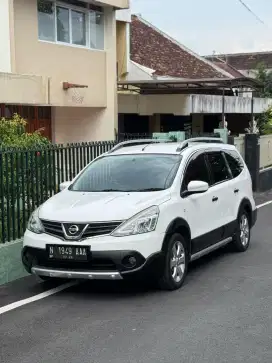 Grand Livina XGear 2015 Matic