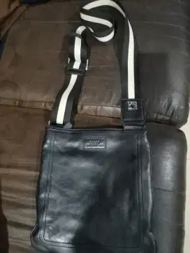 Tas selempang Bally