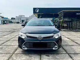 Toyota Camry 2.5 V 2015