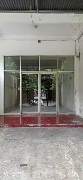 Disewakan ruko murah 2Lantai di pinggir jalan BCS Kelapa Gading