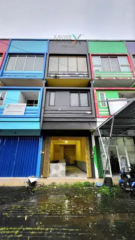 Dijual Ruko 3 Lantai Harga Miring di Jl. Raya Sulfat, Blimbing, Malang