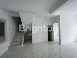 Klampis Wisma Mukti dkt Manyar