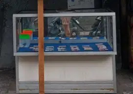 Etalase konter 1m bekas