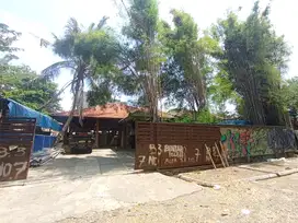 Rumah Tua Di Jl Taman Bintaro Tengah Raya Pesanggrahan Jakarta Selatan