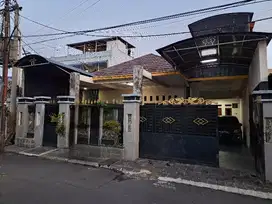Rumah Siap Huni dan Lokasi Strategis di Kayu Manis Matraman