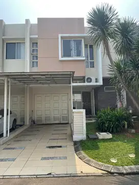 Dijual Rumah Bagus 2 Lantai di Spring Canary Gading Serpong, Tangerang