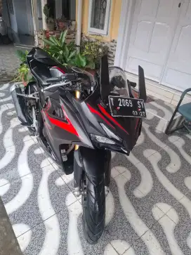 Honda CBR 150 R