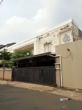 Rumah semi furnish di Bintaro,Jakarta Selatan