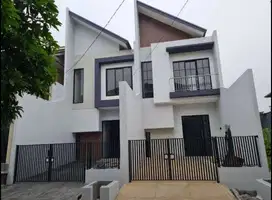 Selangkah UPN! Rumah Baru Gress  Medokan Asri Rungkut Surabaya