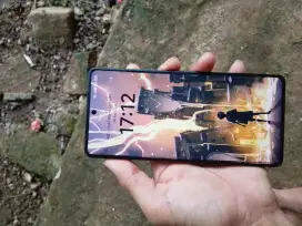 poco M6 pro di jamin mulus.