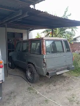 JUAL ISUZU TROOPER DIESEL 2.3 4×4