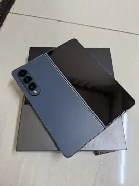 Samsung Z Flip 4 5G 12/512 Sein Fullset Nominus