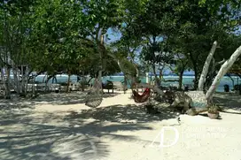 FREEHOLD LAND IN GILI ISLAND 250 M FROM THE BEACH