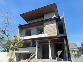 RUMAH MODERN MINIMALIS CITRALAND DEKAT UC, GWALK, DAN PAKUWON MALL