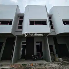 DIJUAL TOWNHOUSE KOMPLEK MADIO REGENCY (Indra)