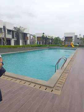 Disewakan Rumah Baru 2 Lantai di Summarecon Crown Gading Bekasi