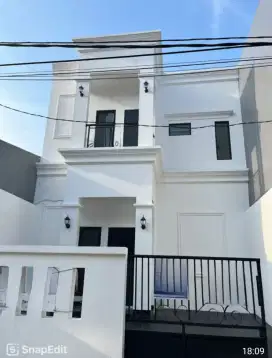 Jual Rumah Baru 2 Lt Siap Huni 
Bouulevard Hijau Bekasi