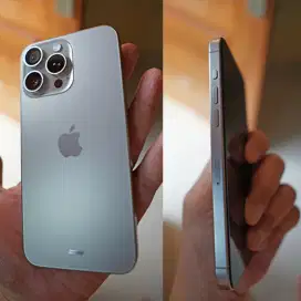 iBox iPhone 15 Pro Max 256GB like new , Natural Titanium