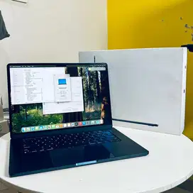 MacBook Air 15 inch M2 fullset original resmi iBox Likenew