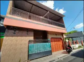 Rumah 2 lantai kartasura