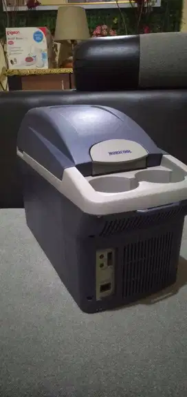 Kulkas Mobil merk Mobicool
