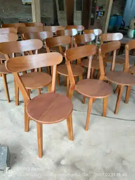 Aneka kursi cafe mahoni