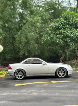 Mercedes-Benz SLK230 2001 Bensin