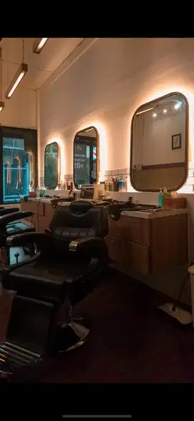 Dijual oper usaha barber eksklusif income 14-16jt/bulan