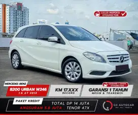 Mercedes Benz B200 1.6 Urban W246 2013