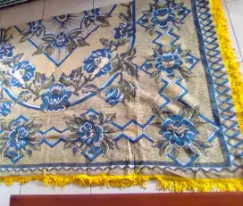 Permadani/karpet seperti baru cakep