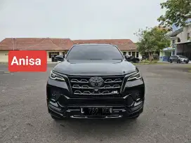 TOYOTA GR 2,8  VRZ TRD AT HITAM 2022