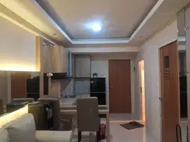 Puncak Bukit Golf 2BR Full Furnish Pool View Dekat Petra