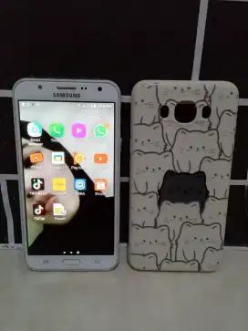 Samsung j7 2016