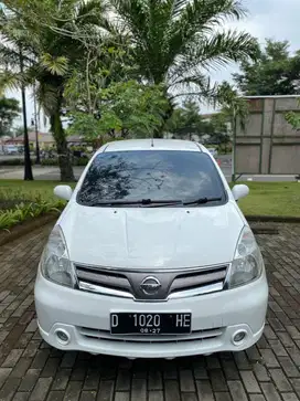 Nissan Livina XV Manual 2011