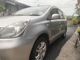 Nissan Grand livina 2012 Bensin