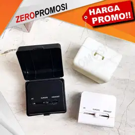 Souvenir Traveler Universal Adapter UAR03