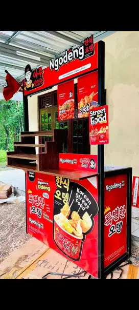 Meja jualan full set beserta kompor