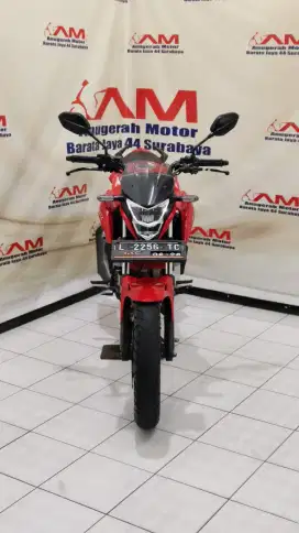 Honda CB 150 Tahun 2016 warna merah glossy