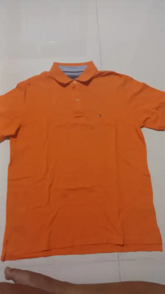 Kaos Kerah Tommy Hilfigher Orange Mantul XL bisa L