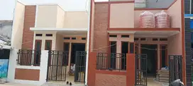 Jual. Murah Rumah 2 Lantai Lokasi Selangkah ke Stasiun Cakung