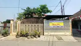 Murah. Rumah 1,5 lantai Harga Menarik Rawabuntu Rawamekarjaya, Serpong
