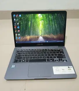 Laptop Asus X411U Core i5 RAM 8GB SSD Mulus Slim