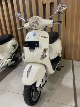 PIAGGIO VESPA LX 2V PERFECT CONDITION