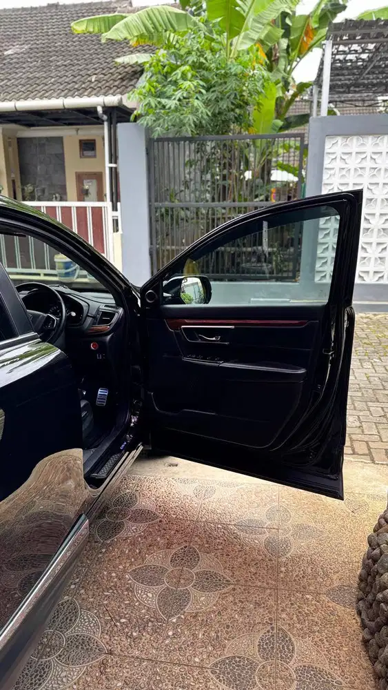 Honda CR-V Turbo 1.5 Prestige 2019-kondisi istimewa
