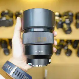 Lensa Sony FE 85mm 1.8 No Box Mulus