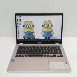 Asus Vivobook E410MA tampilan elegan yang dibekali fitur numpad