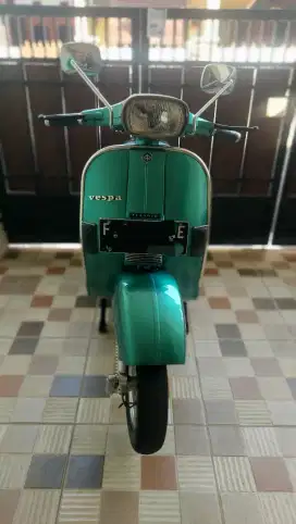 Vespa P 150 SE Tahun 1986