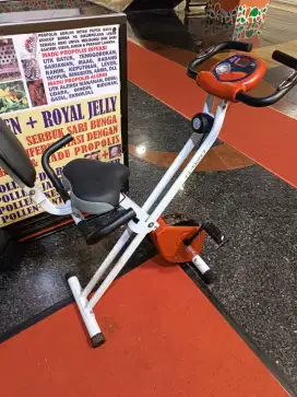 Sepeda statis magnetik xbike