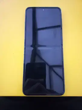 SAMSUNG GALAXY FLIP 4 8/512 MINT COND