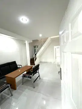DIJUAL RUMAH SEMI FURNISH GIRILOKA BSD